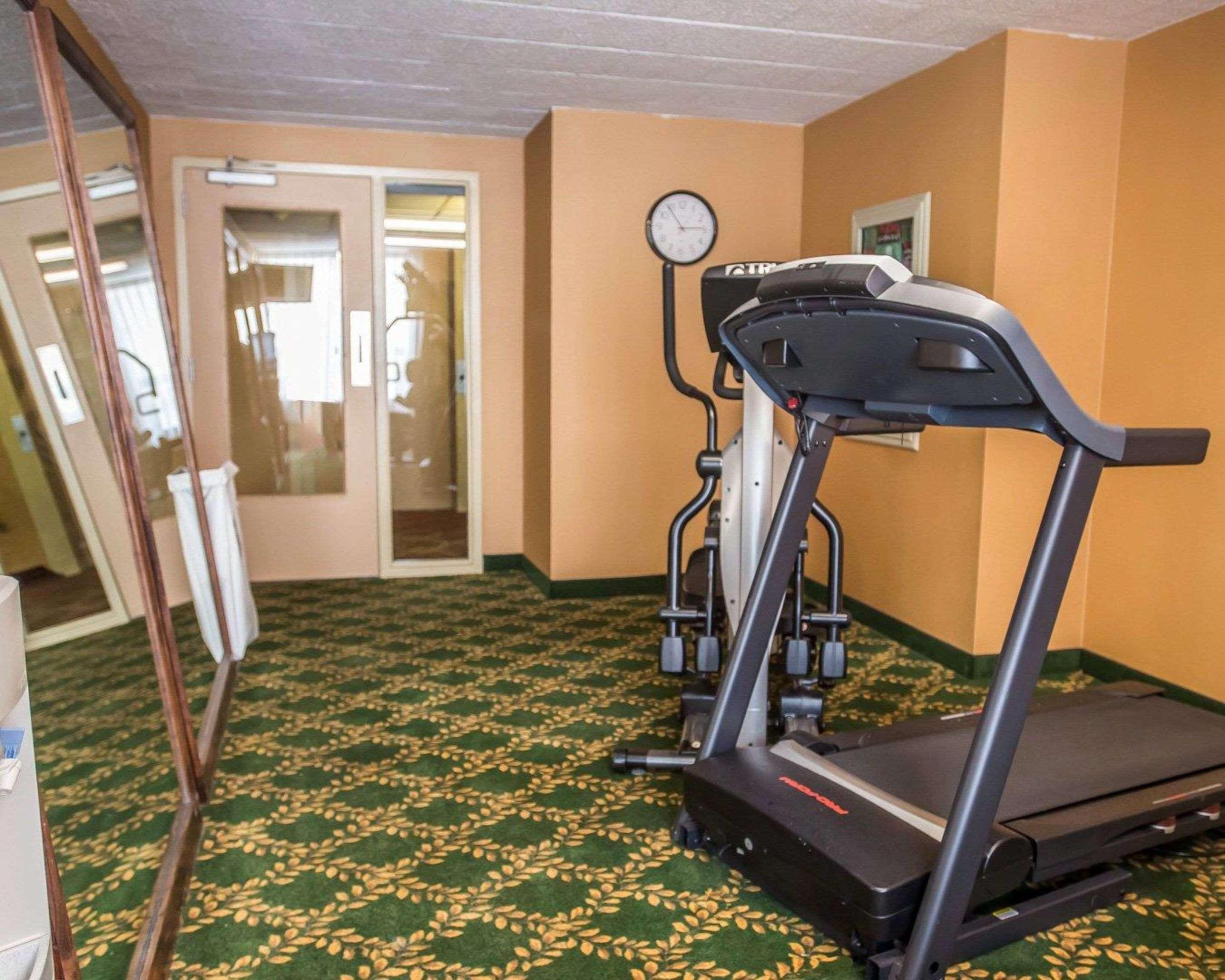 Quality Inn Mill Hall - Lamar Екстер'єр фото