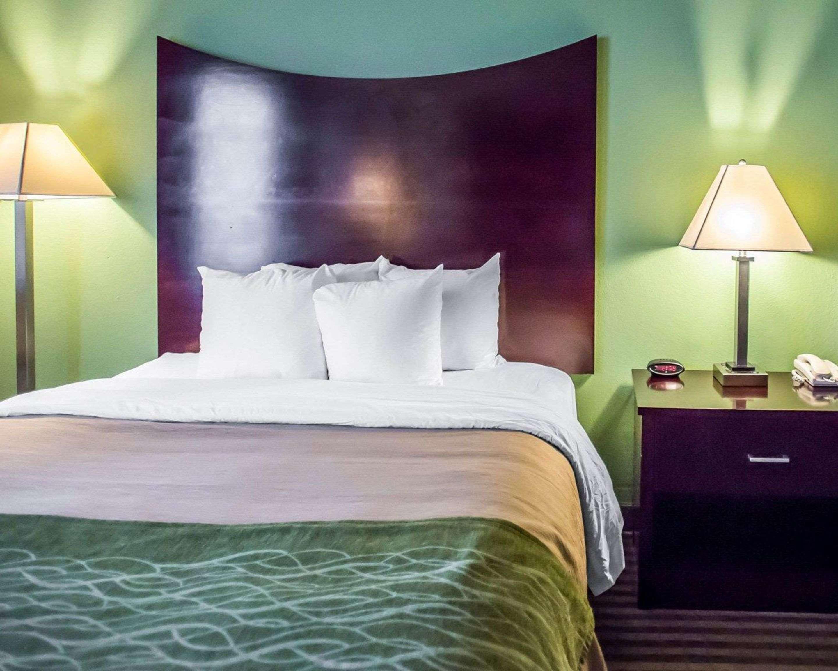 Quality Inn Mill Hall - Lamar Екстер'єр фото